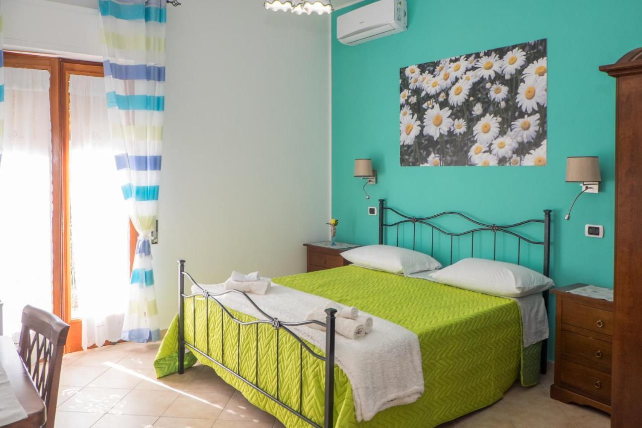 Vivere A Colori Vico Equense Buitenkant foto